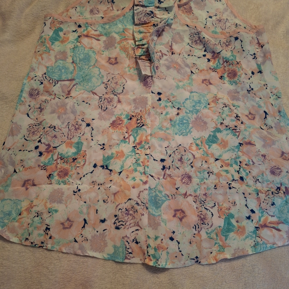 Candies size large lightweight shirt - Picture 5 of 7